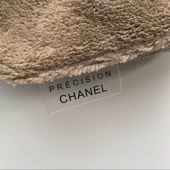 Precision bag tan crossbody daily bag - Picture 2 of 7